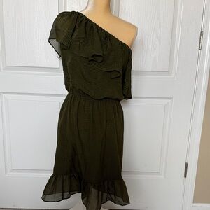 Ali & Jay One-Shoulder Green Dress
